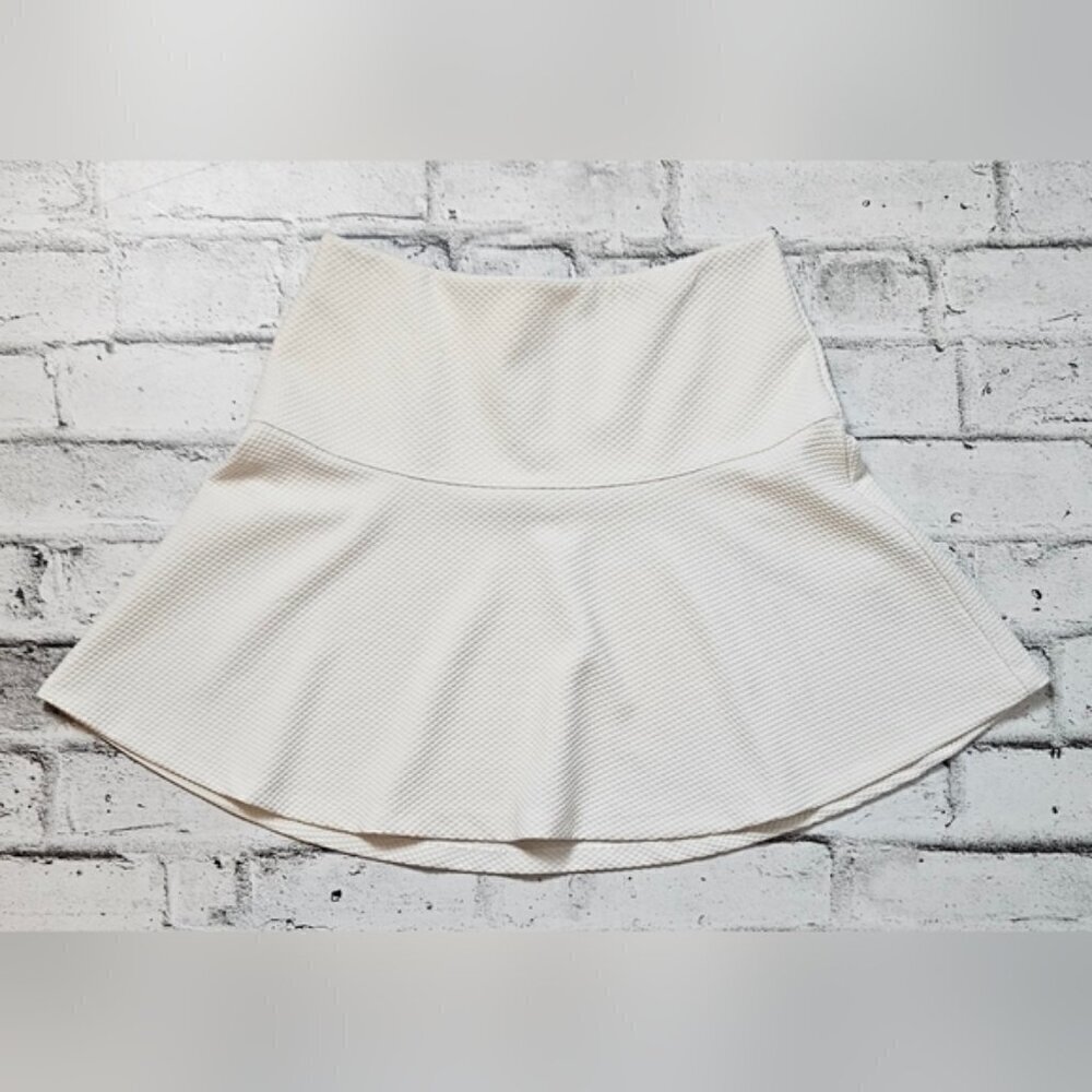 Banana Republic Womens Cream Textured A Line Mini Skirt Size 8 High Waist